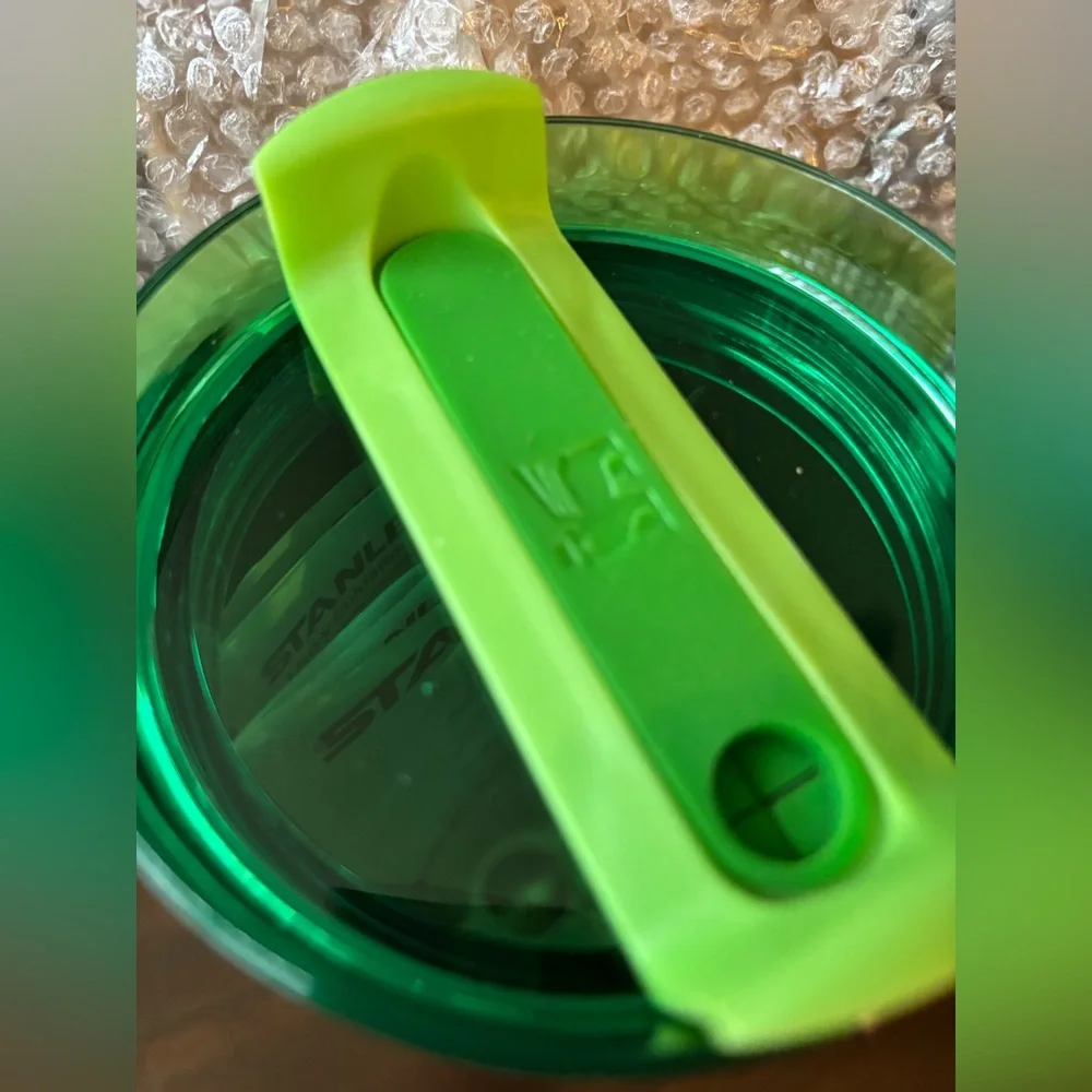 Stanley 40oz Lainey Wilson Watermelon Moonshine NEW W/opened box clear straw - Picture 7 of 9